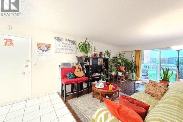 106 8080 Ryan Road, Richmond, BC V7A2E5 Photo 2