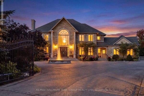 106 Abbruzze Court, Vaughan