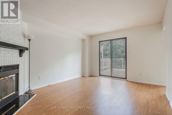 Kitchen - 106 Beck Drive, Markham, ON L3P5J9 Photo 4