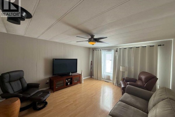 Bedroom - 106 Brien Avenue Nw, Falher, AB T0H1M0 Photo 4