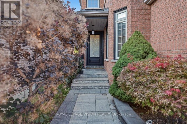 Dining room - 106 Copley Street, Pickering, ON L1V6V6 Photo 2