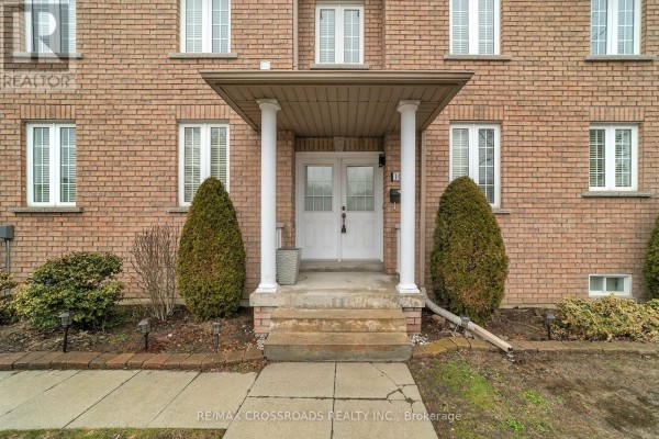 Dining room - 106 Craggview Drive, Toronto, ON M1E2L8 Photo 3