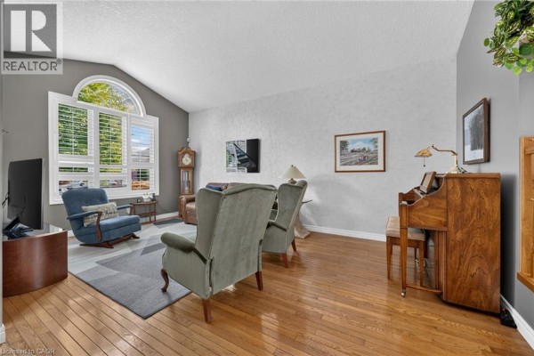 Recreation room - 106 Kingfisher Avenue, Woodstock, ON N4T1T7 Photo 5
