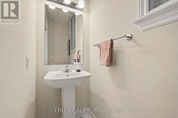Other - 106 Lavatera Street, Ottawa, ON K1T0R7 Photo 5