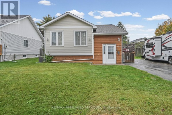 106 Lorne Street, Montague, ON K7A3L1 Photo 2