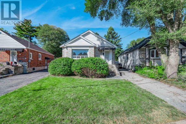 106 Meighen Avenue, Toronto