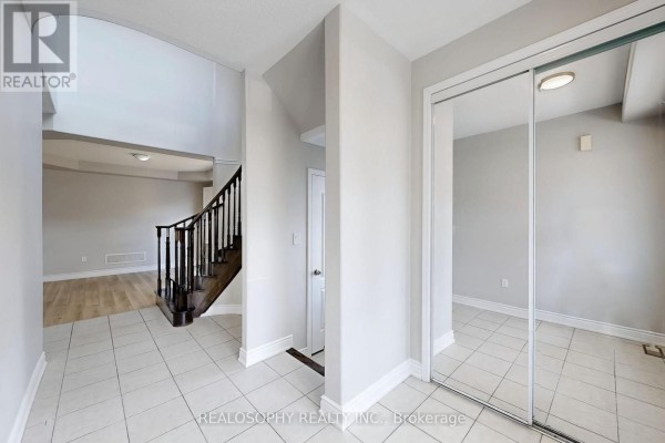 Dining room - 106 Miracle Trail, Brampton, ON L7A0G2 Photo 5
