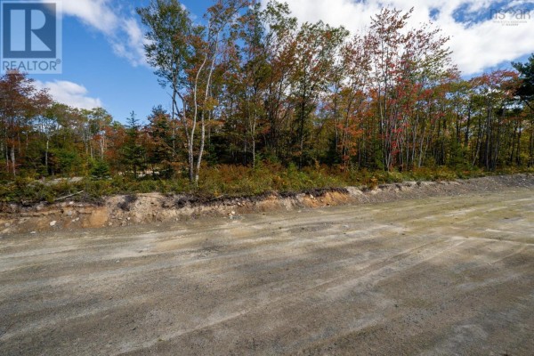106 Morton Drive, Liverpool, NS, photo 2