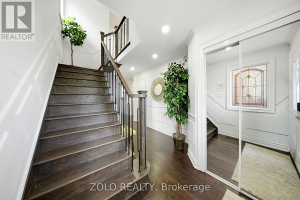 106 Rosanna Crescent, Vaughan, ON L6A3E3 Photo 5