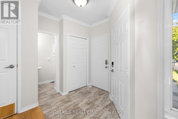 Bathroom - 106 Woodgate Way, Ottawa, ON K2J4E5 Photo 3