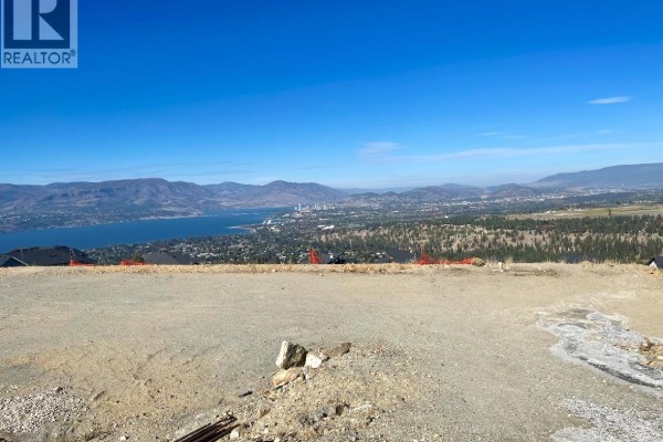 1060 Heweston Avenue, Kelowna, BC, photo 3