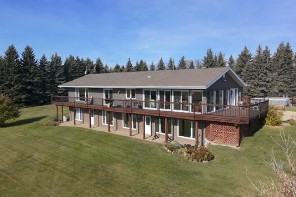 106061 Veterans Way, Brandon, MB R7A5Y5 Photo 2