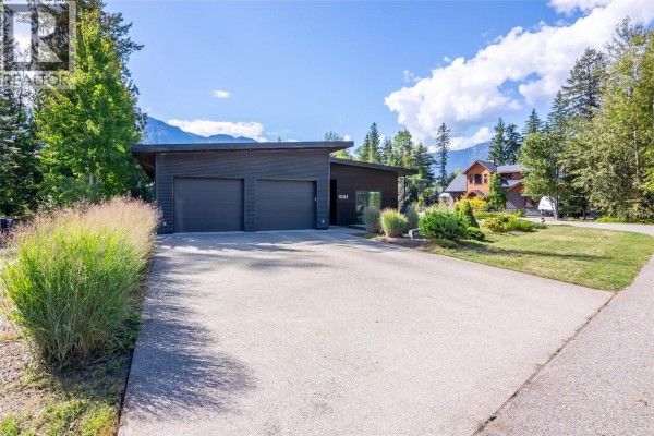 Bedroom - 1061 Cashato Crescent, Revelstoke, BC V0E2S1 Photo 2
