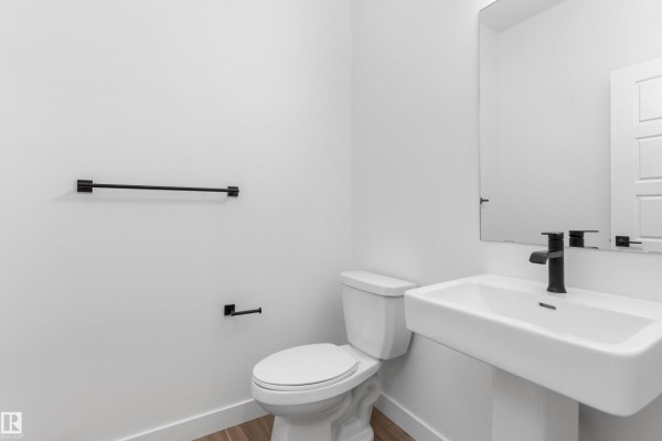 Bedroom 2 - 1062 Cristall Cr Sw, Edmonton, AB T6W5S6 Photo 5