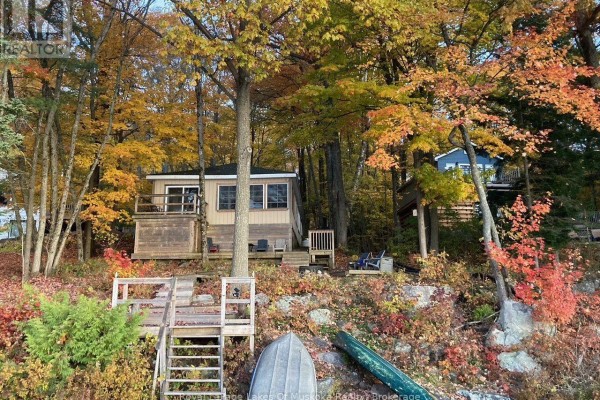 1063 Dickie Lake Road, Lake Of Bays, ON, photo 2