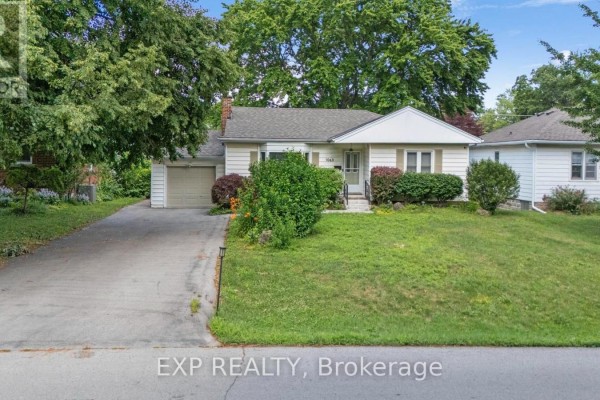 1063 Joan Drive, Burlington, ON, photo 2