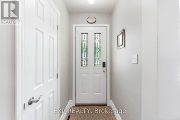 1063 Joan Drive, Burlington, ON, photo 3