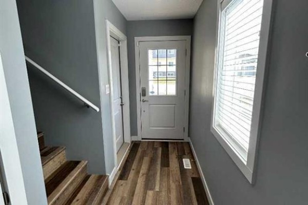 4pc Bathroom - 10630 114c Street, Grande Prairie, AB T8V6T2 Photo 2