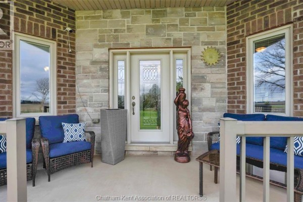 4pc Ensuite bath - 10637 Boundary Line, Kent Bridge, ON N0P1V0 Photo 5