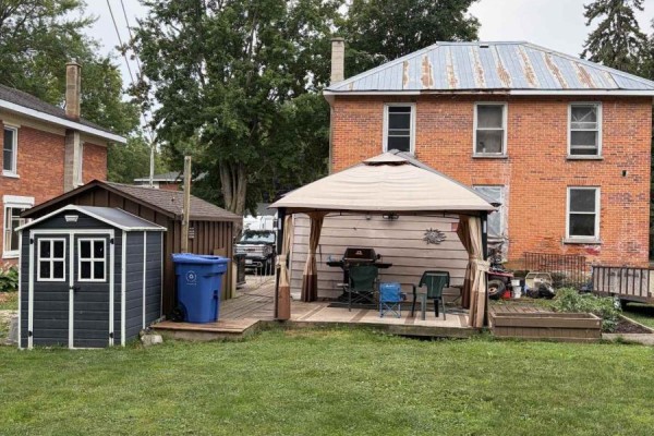 Office - 1064 Howick Street, Howick, ON N0G2X0 Photo 3