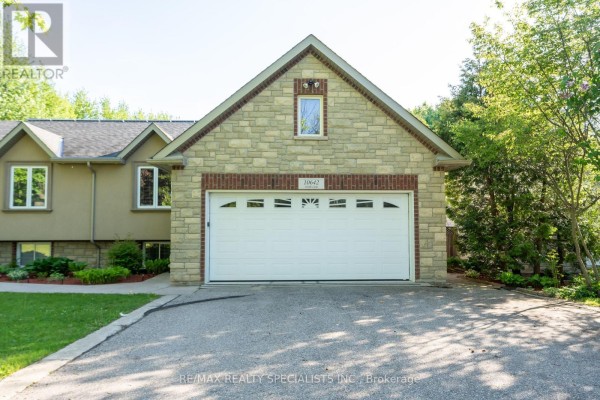 Kitchen - 10642 Sixth Line, Halton Hills, ON L7G4S6 Photo 5