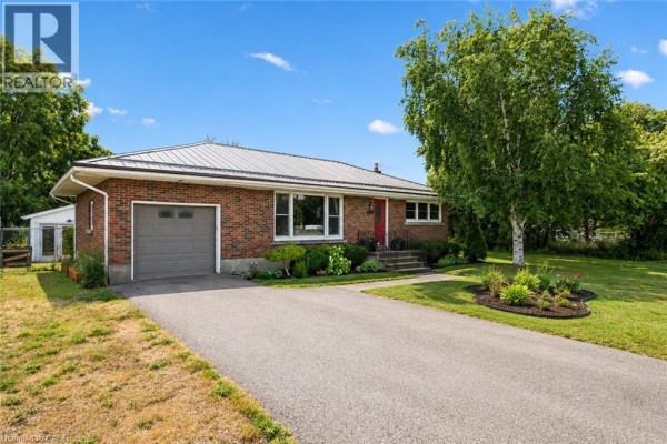 1065 Erie Street, Stratford, ON, photo 2