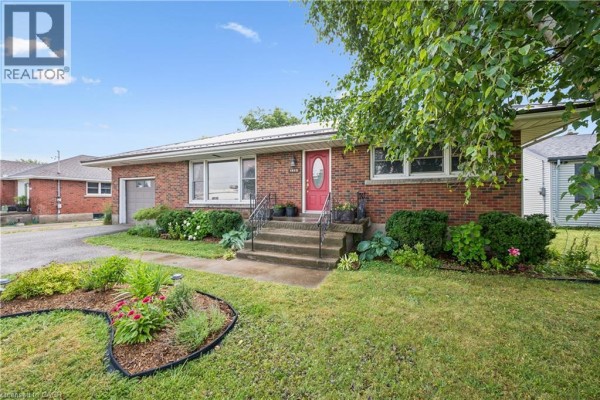 1065 Erie Street, Stratford, ON, photo 3