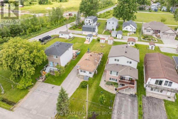 1066 Wood Street, Innisfil, ON, photo 2