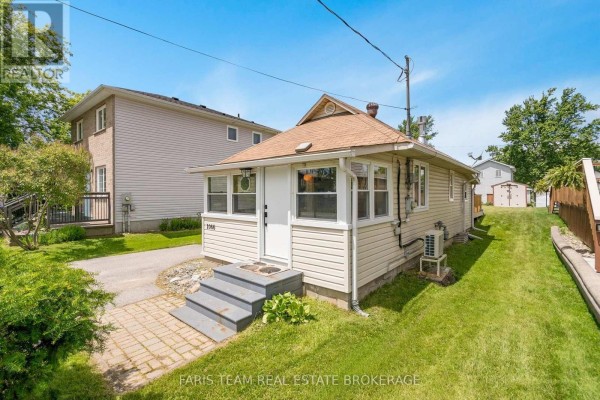 1066 Wood Street, Innisfil, ON, photo 3