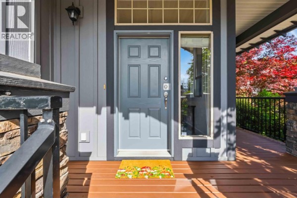 10676 247a Street, Maple Ridge, BC V2W0A6 Photo 3