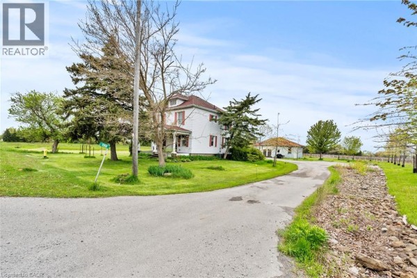 1068 Niagara Stone Road, Niagara On The Lake, ON, photo 2