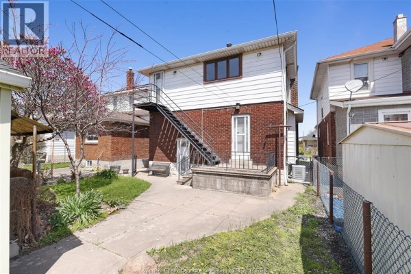 Bedroom - 1069 Marentette Avenue Unit# Upper, Windsor, ON N9A2A4 Photo 5