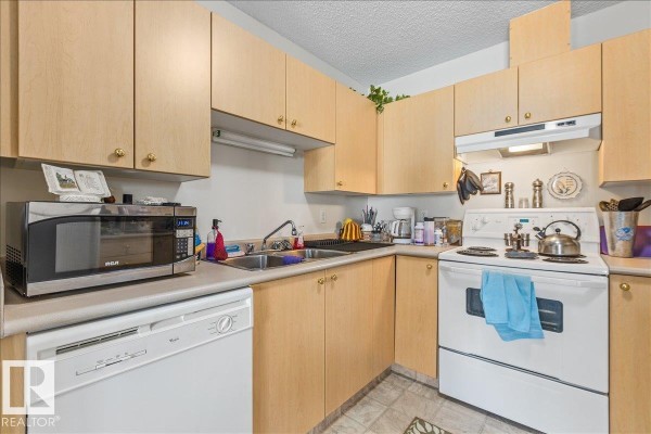 Primary Bedroom - #106b 114 Westpark Dr, Fort Saskatchewan, AB T8L4M2 Photo 4