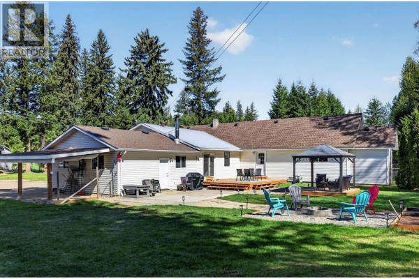 106e Old N Thompson Highway, Clearwater, BC, photo 3