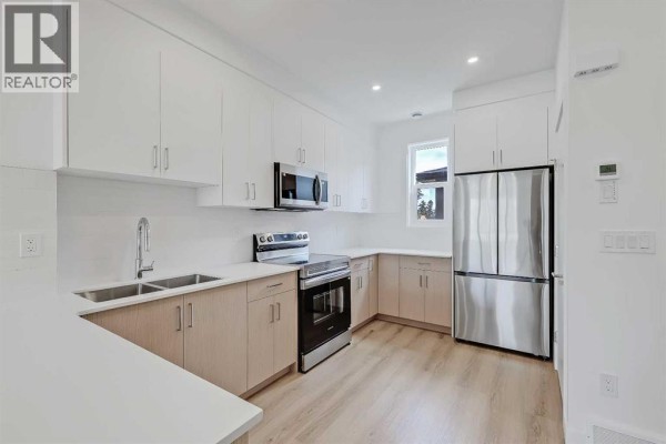 Primary Bedroom - 107, 3550 45 Street Sw, Calgary, AB T3E3V2 Photo 4
