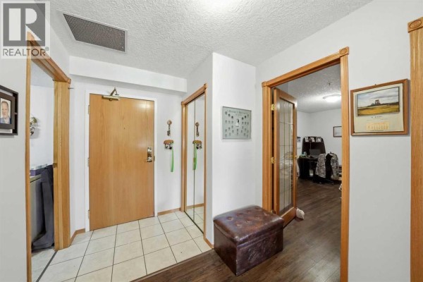 107, 4805 45 Street, Red Deer, AB, photo 2
