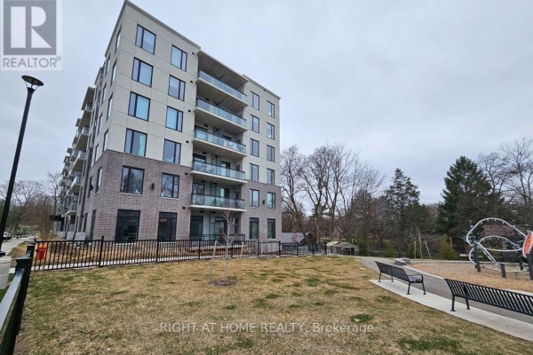 107 - 103 Rogers Street, Waterloo, ON N2J0G2 Photo 2