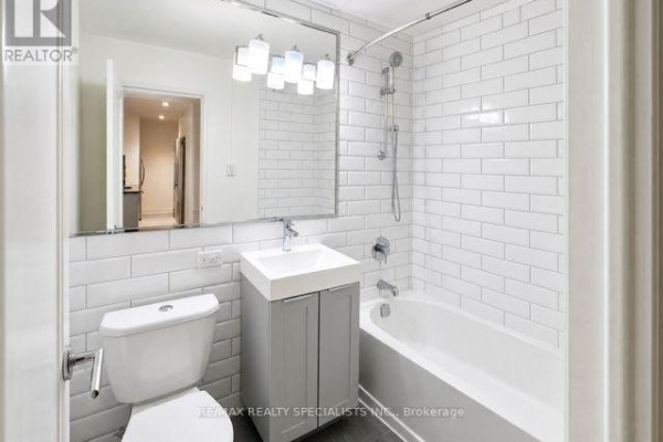 107 - 105 Isabella Street, Toronto, ON M4Y1M9 Photo 5