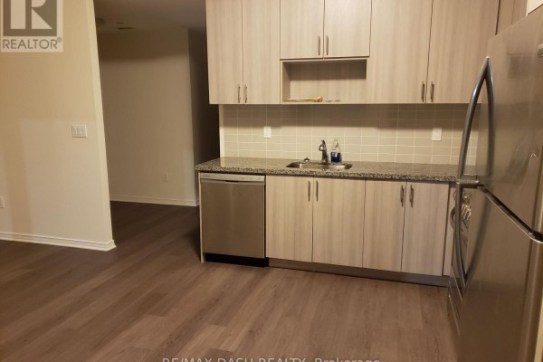 107 - 1100 Briar Hill Avenue, Toronto, ON M6B0A9 Photo 5