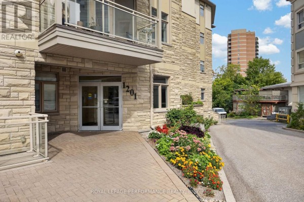 Den - 107 - 1201 Ohio Street, Ottawa, ON K1H0A1 Photo 2