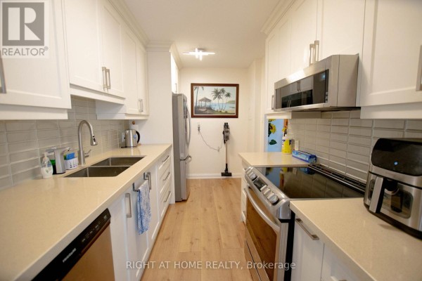 107 - 1210 Radom Street, Pickering, ON L1W2X3 Photo 5
