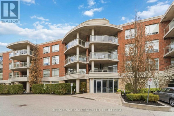 107 - 125 Wilson Street W, Hamilton, ON, photo 3