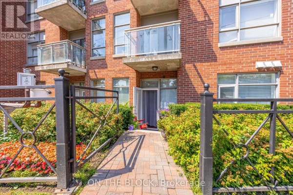 107 - 2495 Dundas Street W, Toronto, ON, photo 2
