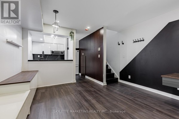 Dining room - 107 - 3 Everson Drive, Toronto, ON M2N7C2 Photo 2