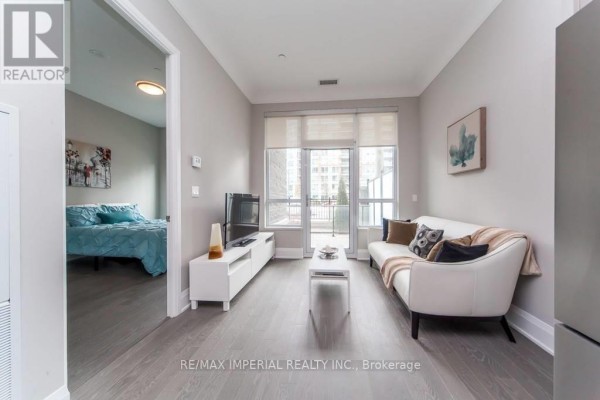 Primary Bedroom - 107 - 398 Highway 7 E, Richmond Hill, ON L4B0G6 Photo 4