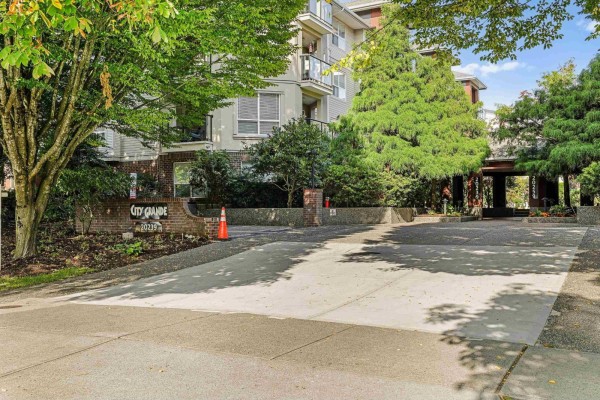 107 20239 Michaud Crescent, Langley
