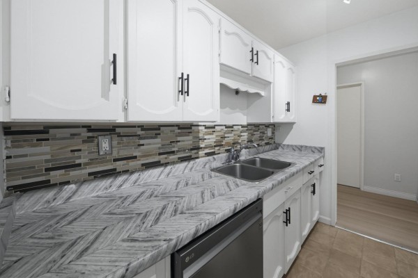 107 32124 Tims Avenue, Abbotsford, BC V2T2H4 Photo 3