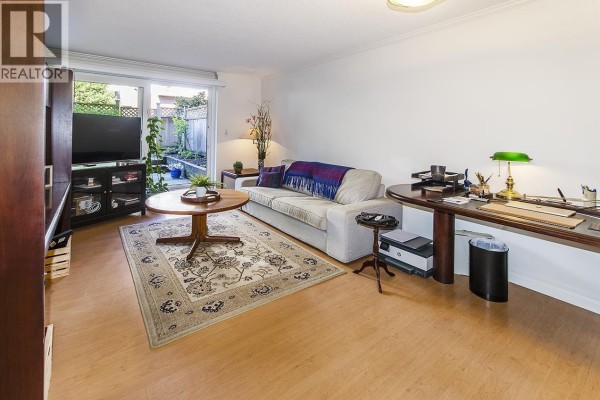 107 360 E 2nd Street, North Vancouver, BC V7L4N6 Photo 4