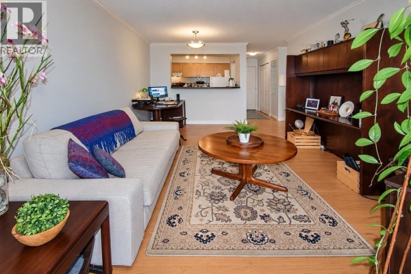 107 360 E 2nd Street, North Vancouver, BC V7L4N6 Photo 5