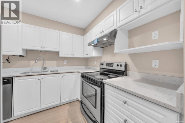 107 515 Whiting Way, Coquitlam, BC V3J7W9 Photo 5